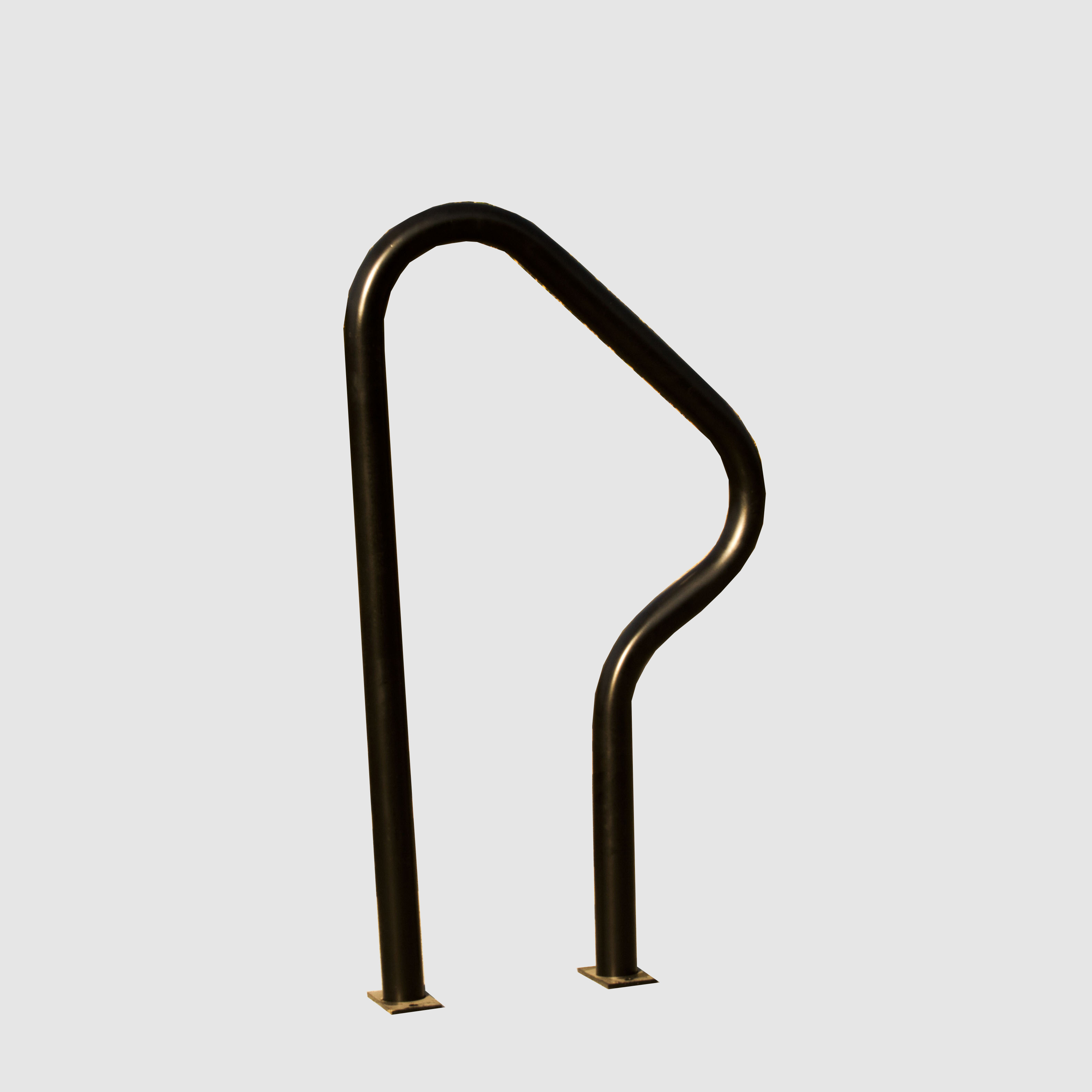Balizas curvas de acero negro para bicicletas Rack Cycle